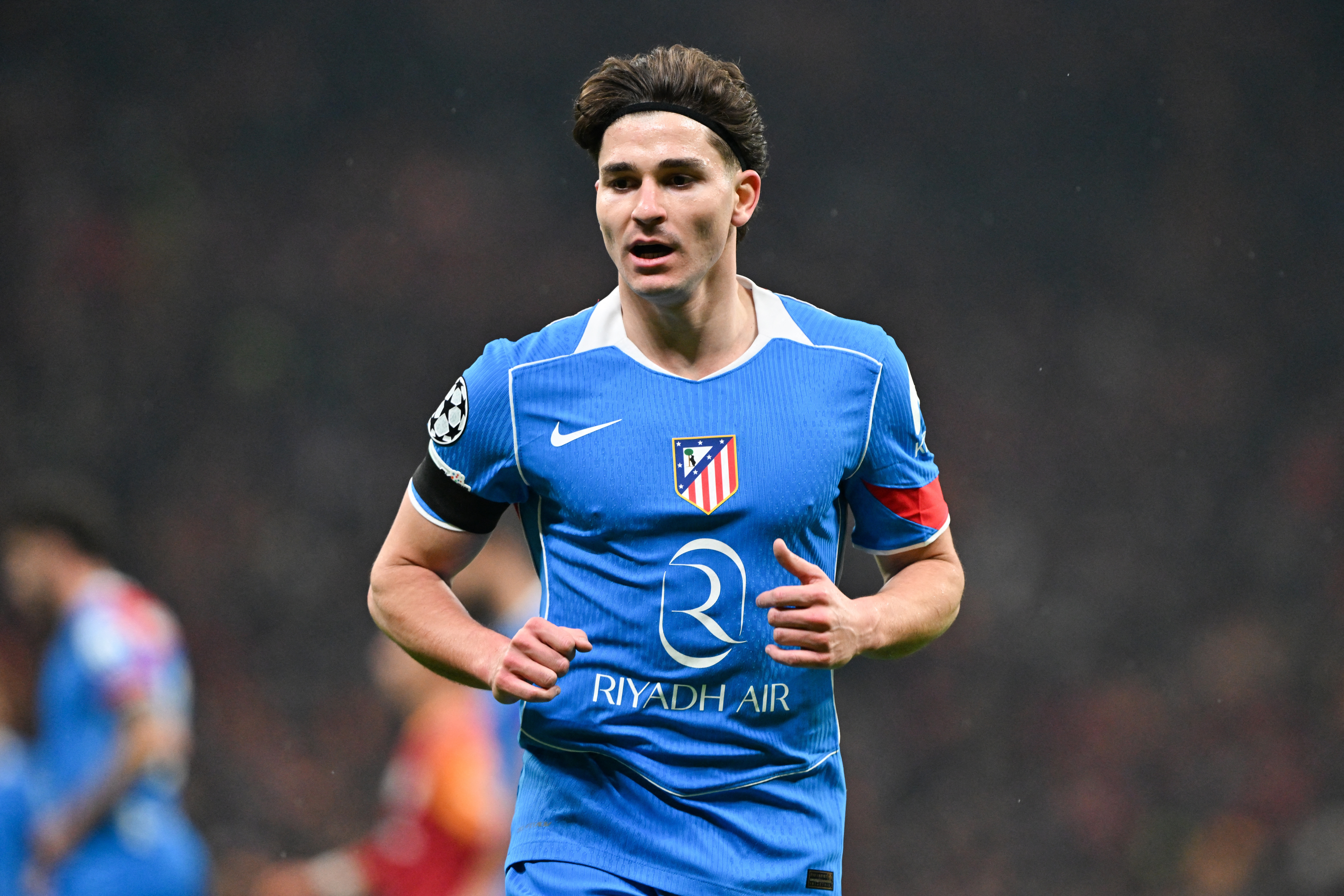 开云官网-罗马诺：阿尔瓦雷斯不会在冬窗离队，若今夏转会很多俱乐部有意